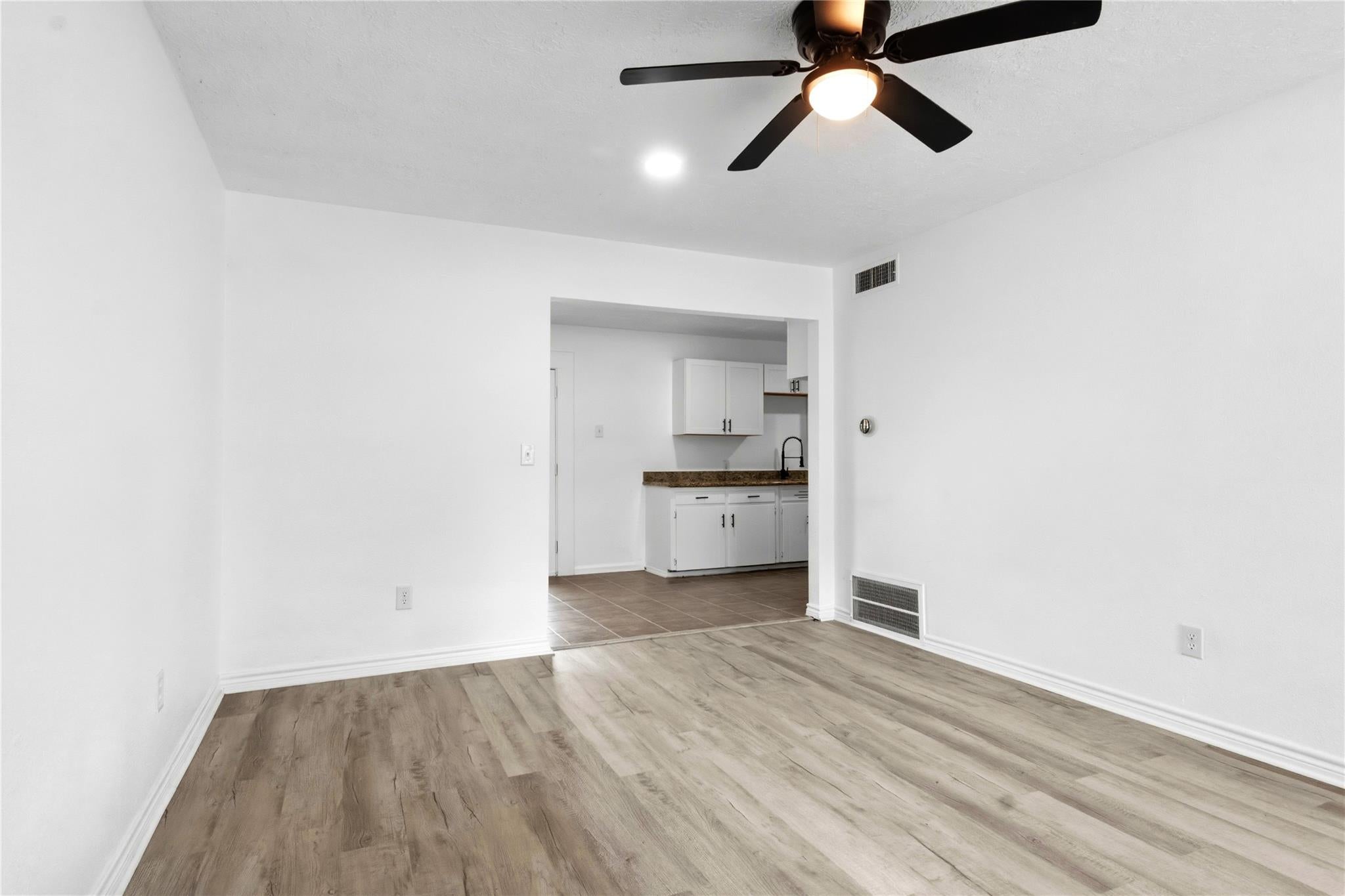 3018 Vance Avenue
