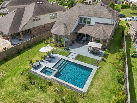 Homes For Sale - 58 Botanical Vista Drive<br/> Tomball, TX 77375