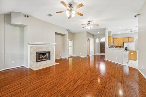 Tiny photo for 18703 Summercliff Lane, Tomball, TX 77377 (MLS # 20197965)