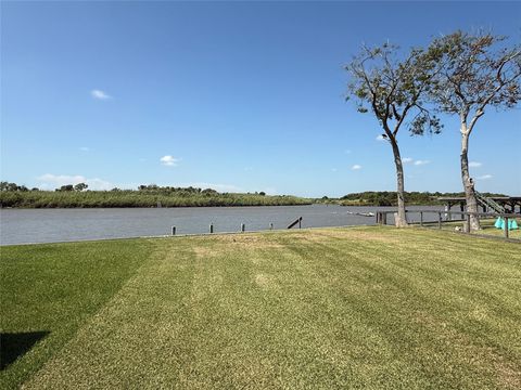 Photo of 673 County Road 257, Matagorda, TX 77457 (MLS # 65089666) Photo of 673 County Road 257, Matagorda, TX 77457 (MLS # 65089666)