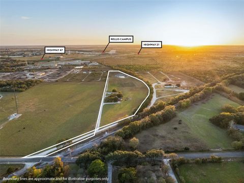 Photo of 2361 Smetana Road, Bryan, TX 77807 (MLS # 77692949)