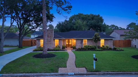 Photo of 1634 Earl Of Dunmore Street, Katy, TX 77449 (MLS # 62196056)