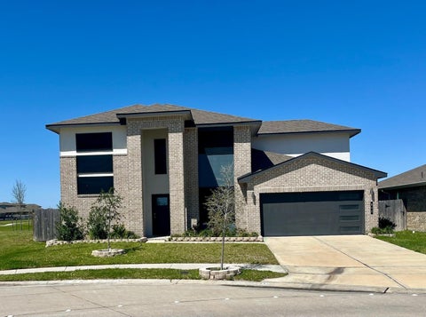 Homes For Sale - 842 Dahlia Petal Drive<br/> Missouri City, TX 77459