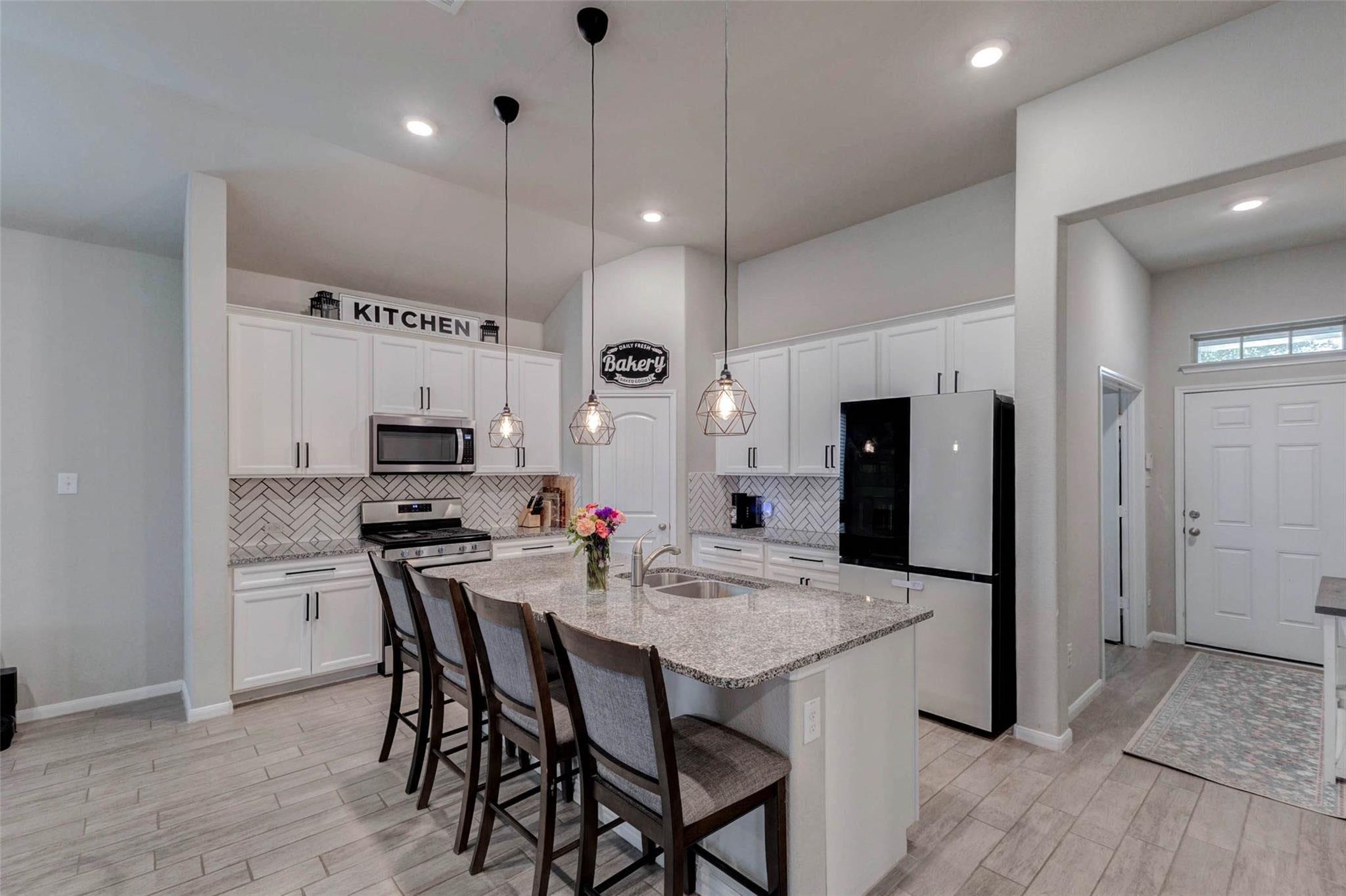 2114 Levant Lane