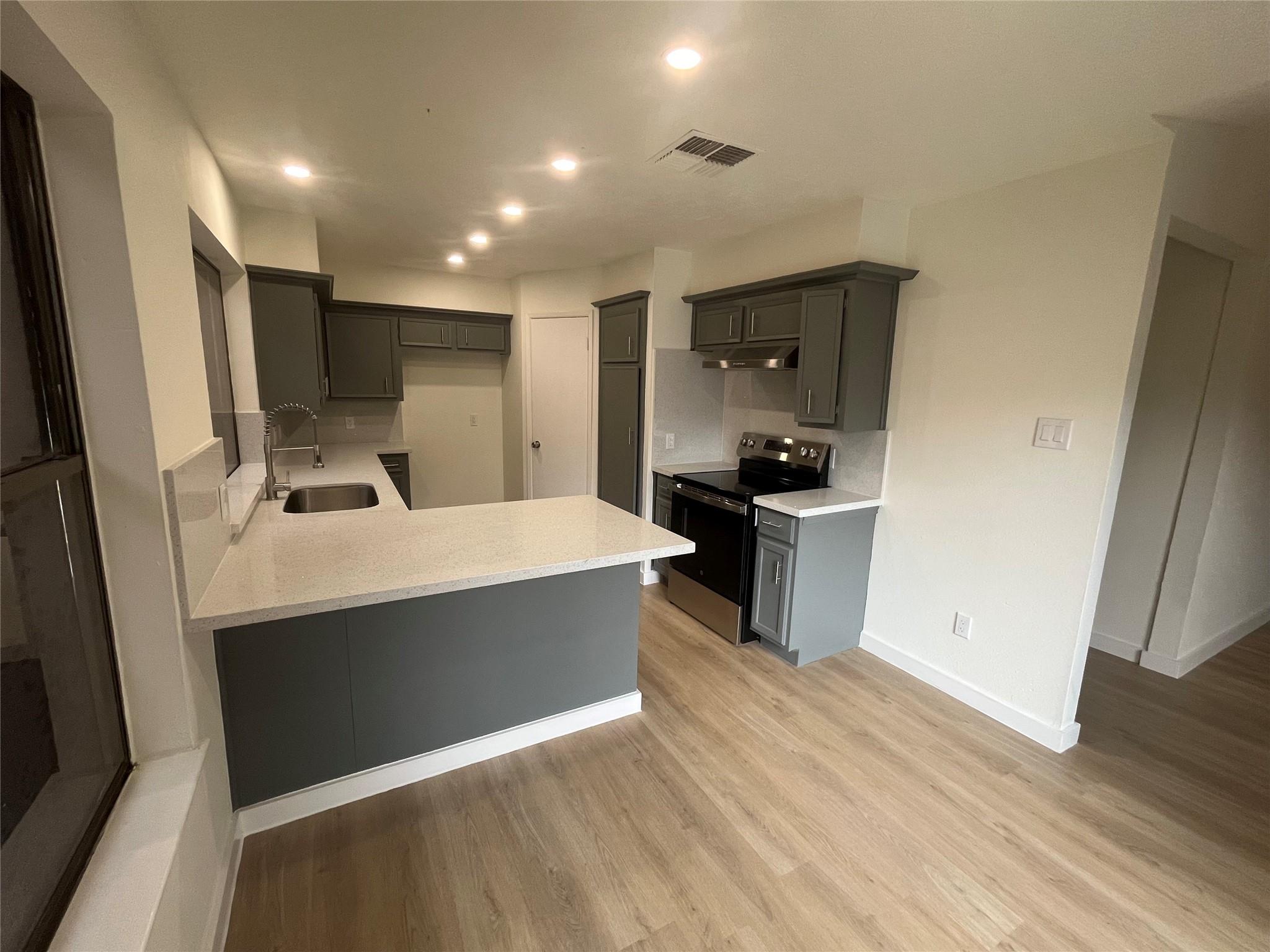 11831 Oak Meadow Drive