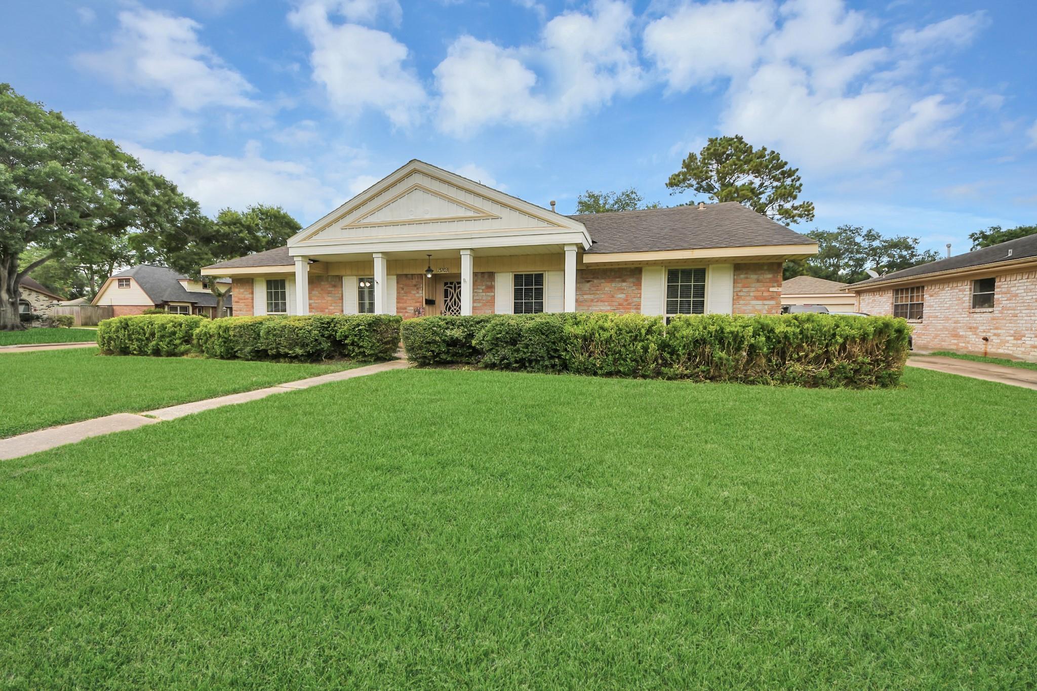 15703 El Camino Real