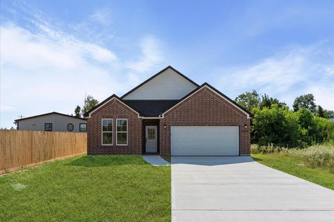 Photo of 4509 5914 21, Cleveland, TX 77327 (MLS # 43873950)