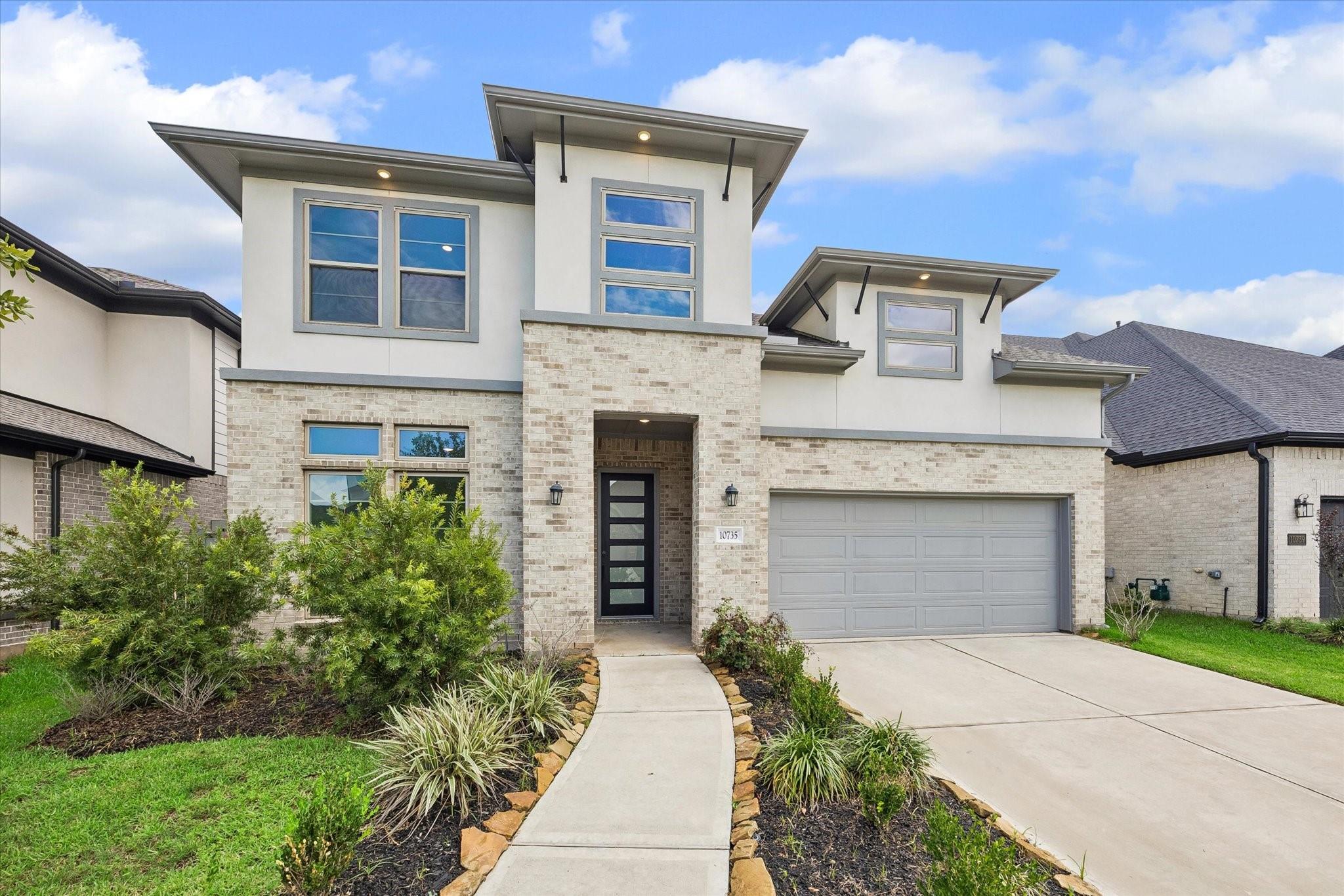 10735 Verdant Hill