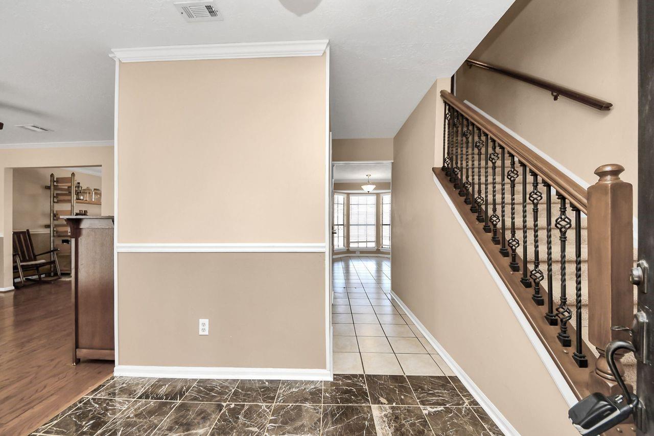 7607 Plumtree Forest Cir Circle