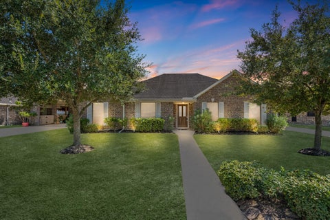 Photo of 6830 Gonzales Point, Manvel, TX 77578 (MLS # 11085821)