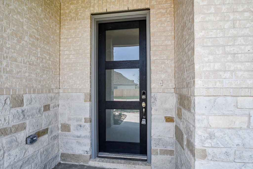 Photo of 5838 Wayne Way Way, Rosenberg, TX 77471 (MLS # 96353622)