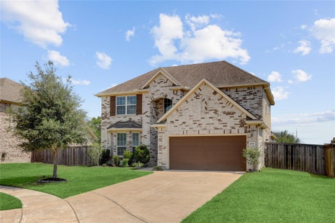 Photo of 1769 Hickory Place, Pearland, TX 77581 (MLS # 94033328)