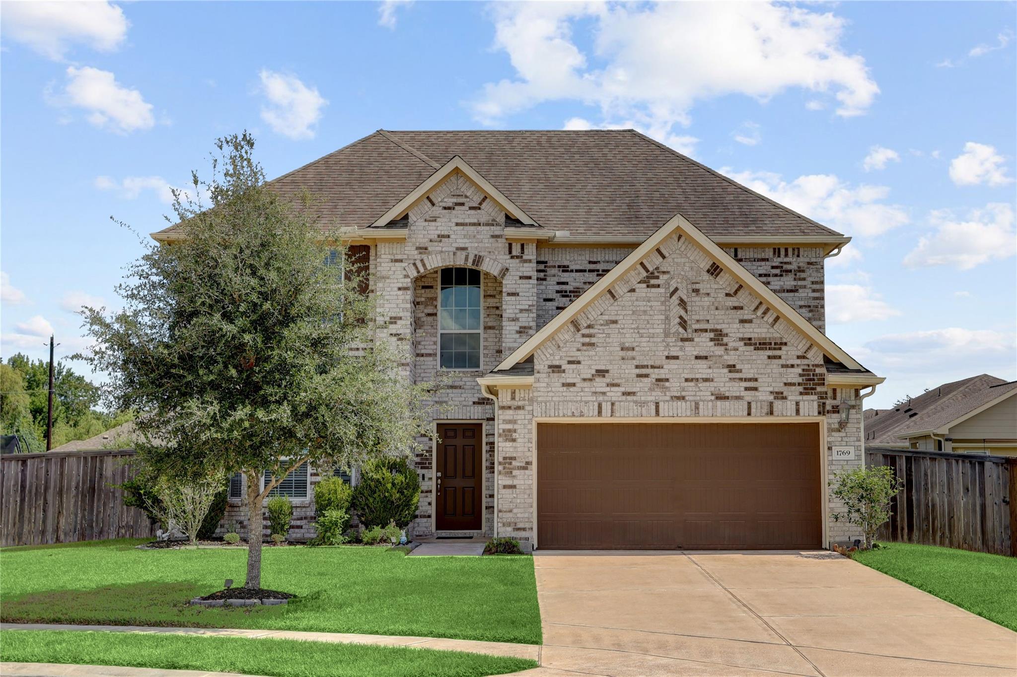 1769 Hickory Place