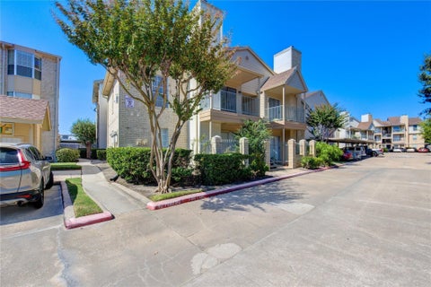 Photo of 12550 Whittigton, Houston, TX 77077 (MLS # 91260231)
