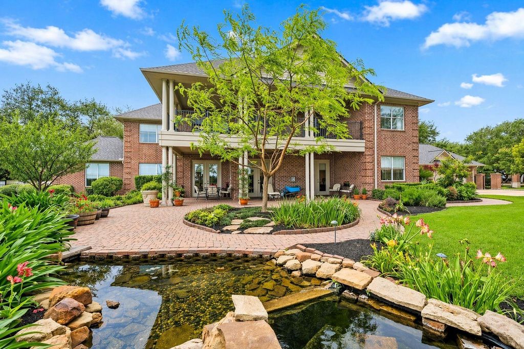 Photo of 1602 Enterprise Circle, League City, TX 77573 (MLS # 6455221)