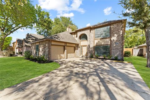 Photo of 4826 Brooklawn Drive, Houston, TX 77066 (MLS # 30853055)