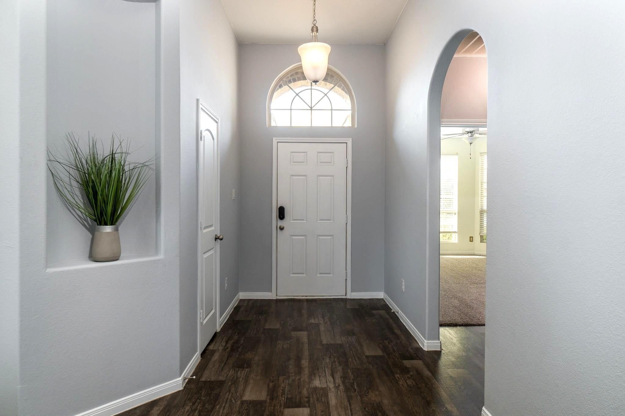 5218 Lilac Hollow Lane