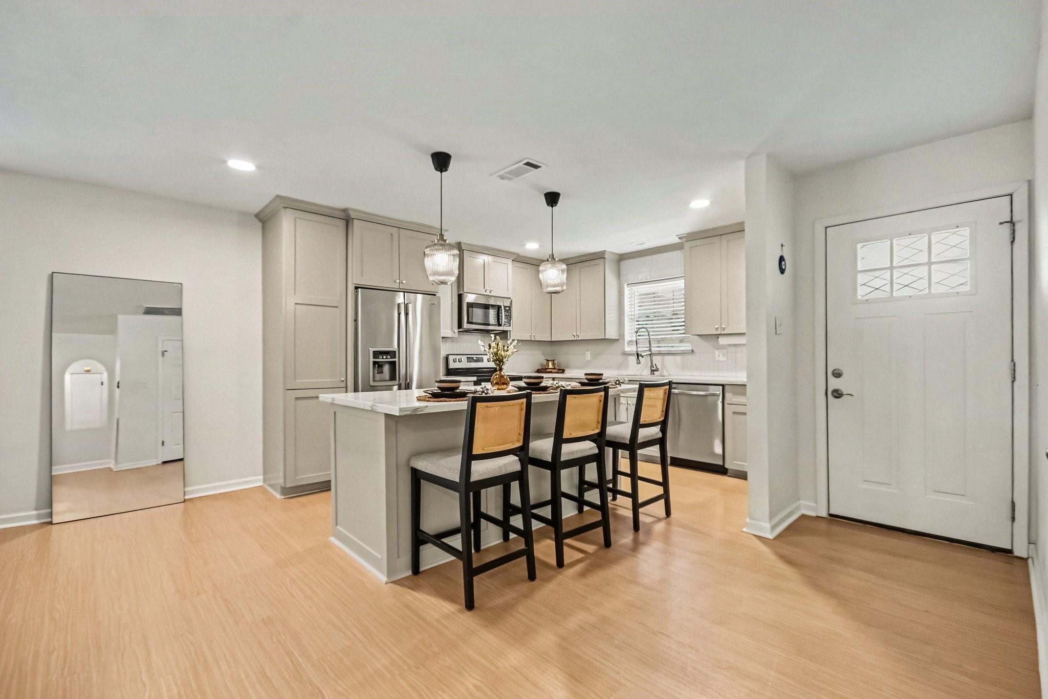2010 Tanglebriar Lane