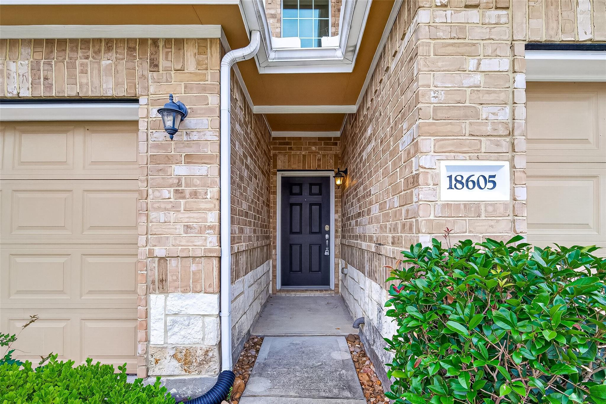 18605 Jaya Loch Court