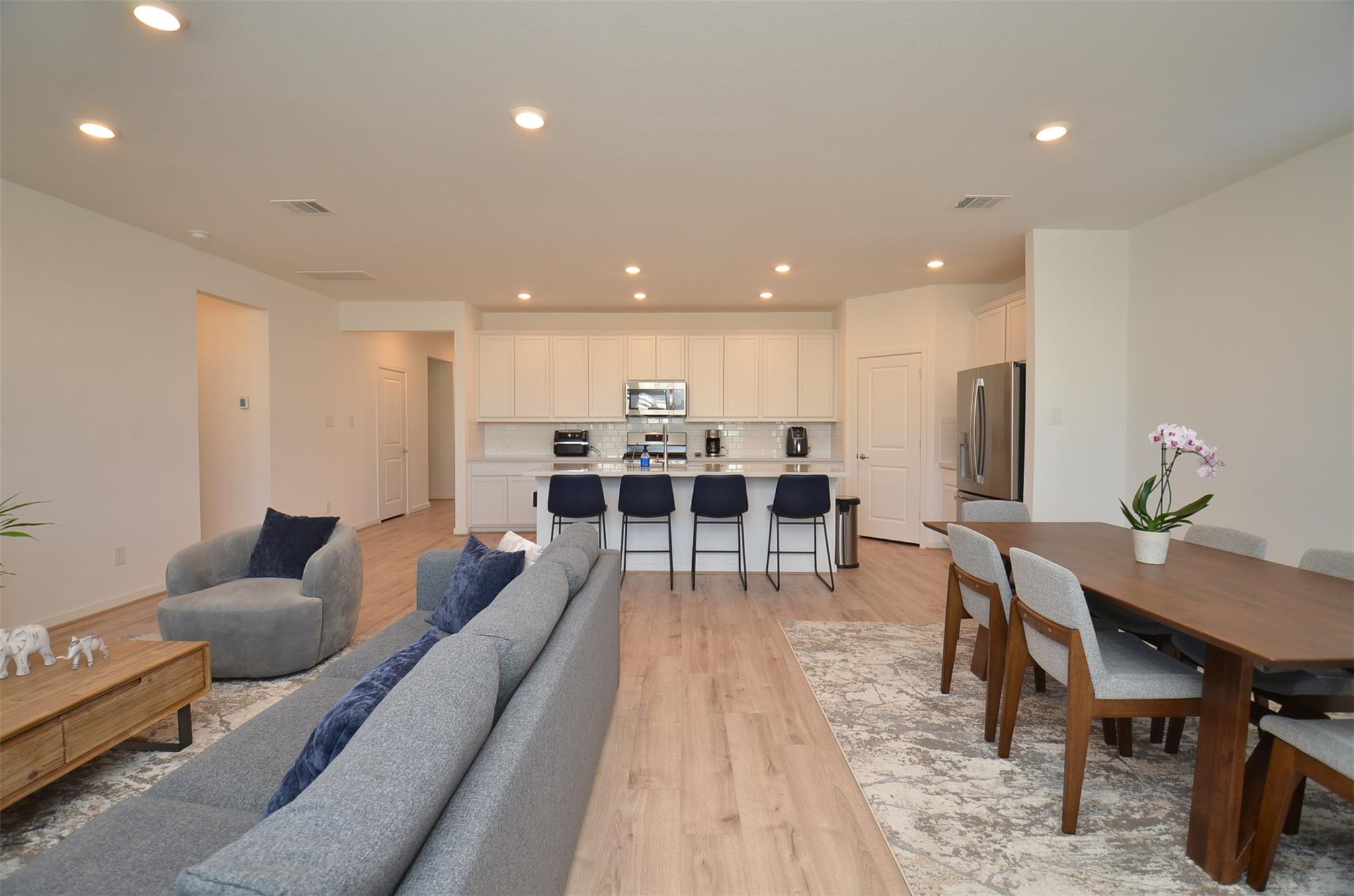 21830 Redwood Bluff Trail