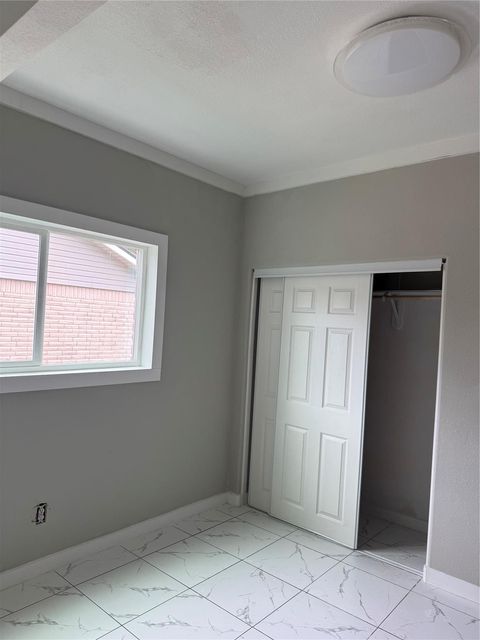 Tiny photo for 10319 Glenkirk Drive, Houston, TX 77089 (MLS # 90026137)