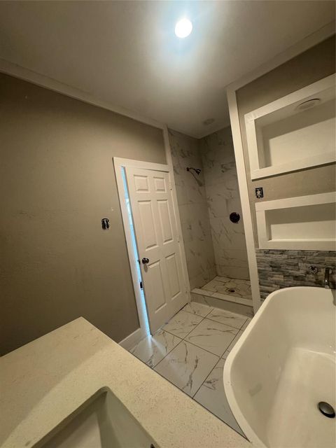 Tiny photo for 10319 Glenkirk Drive, Houston, TX 77089 (MLS # 90026137)