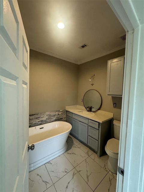 Tiny photo for 10319 Glenkirk Drive, Houston, TX 77089 (MLS # 90026137)