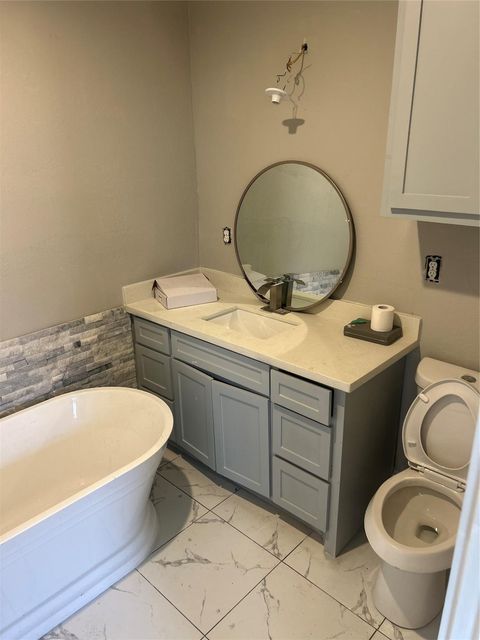 Tiny photo for 10319 Glenkirk Drive, Houston, TX 77089 (MLS # 90026137)