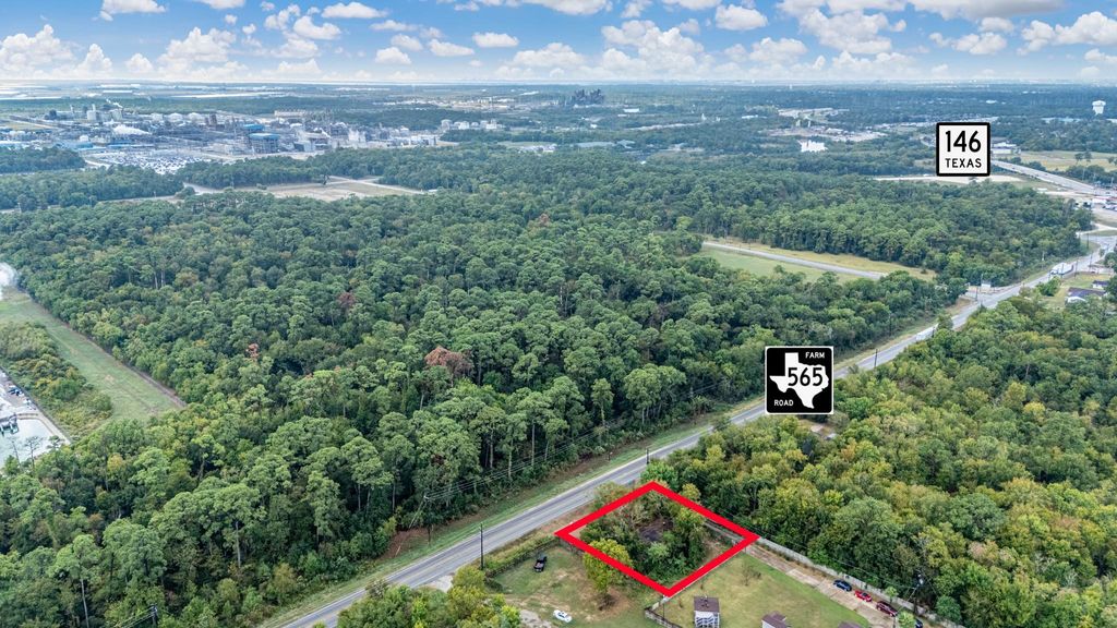 Photo of 615 Cove Road, Baytown, TX 77523 (MLS # 66678696)