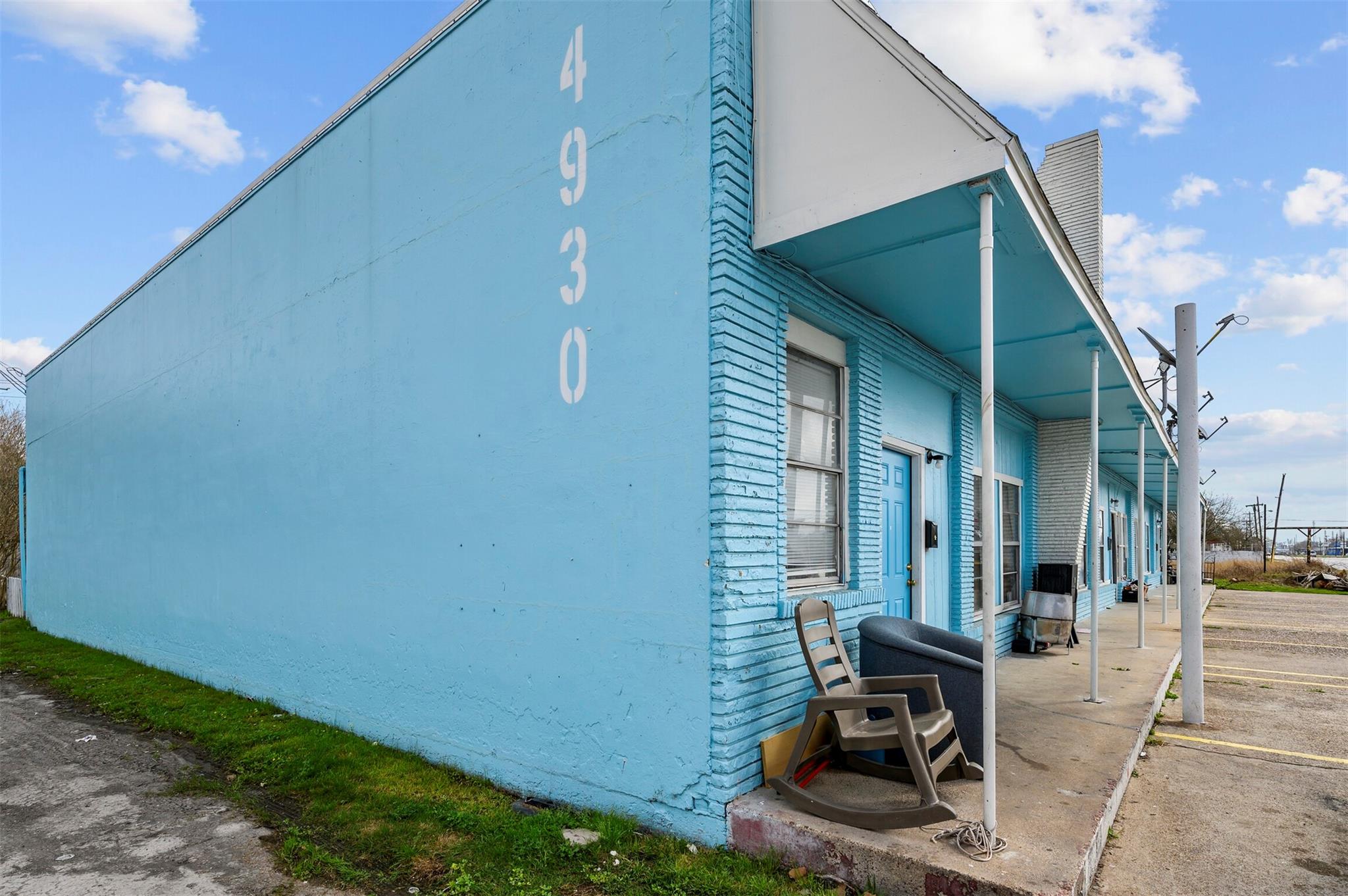 4930 Fm 1765