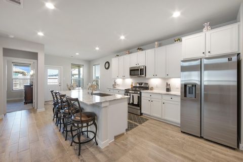 Homes For Sale - 18310 Yaupon Bough Lane<br/> Tomball, TX 77377