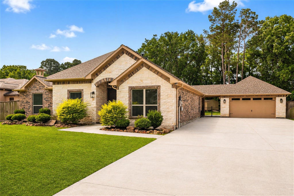 Photo of 19534 Desna Drive, Porter, TX 77365 (MLS # 19934146)