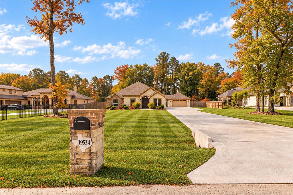 Photo of 19534 Desna Drive, Porter, TX 77365 (MLS # 19934146)
