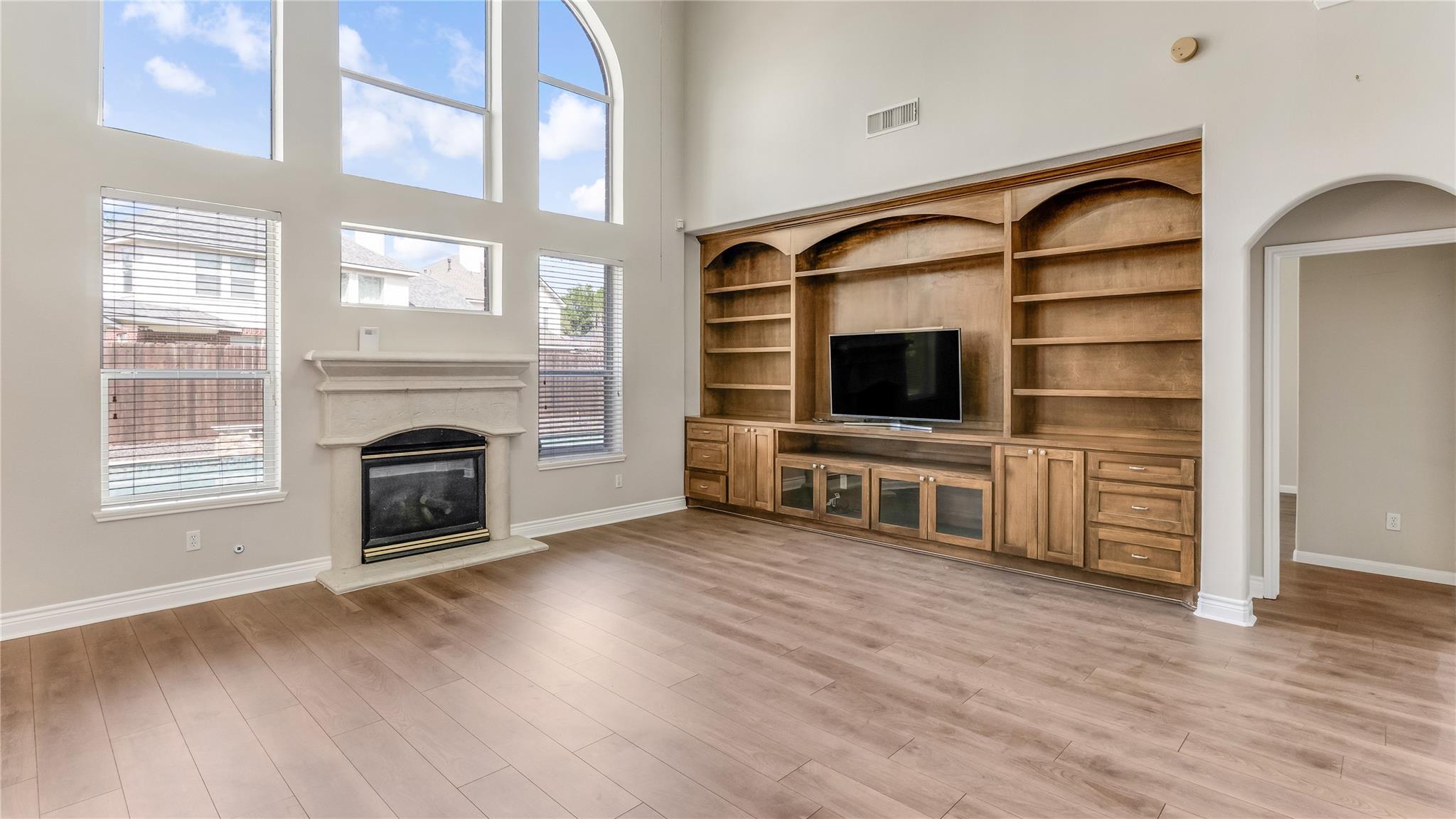 11405 Starlight Bay Street