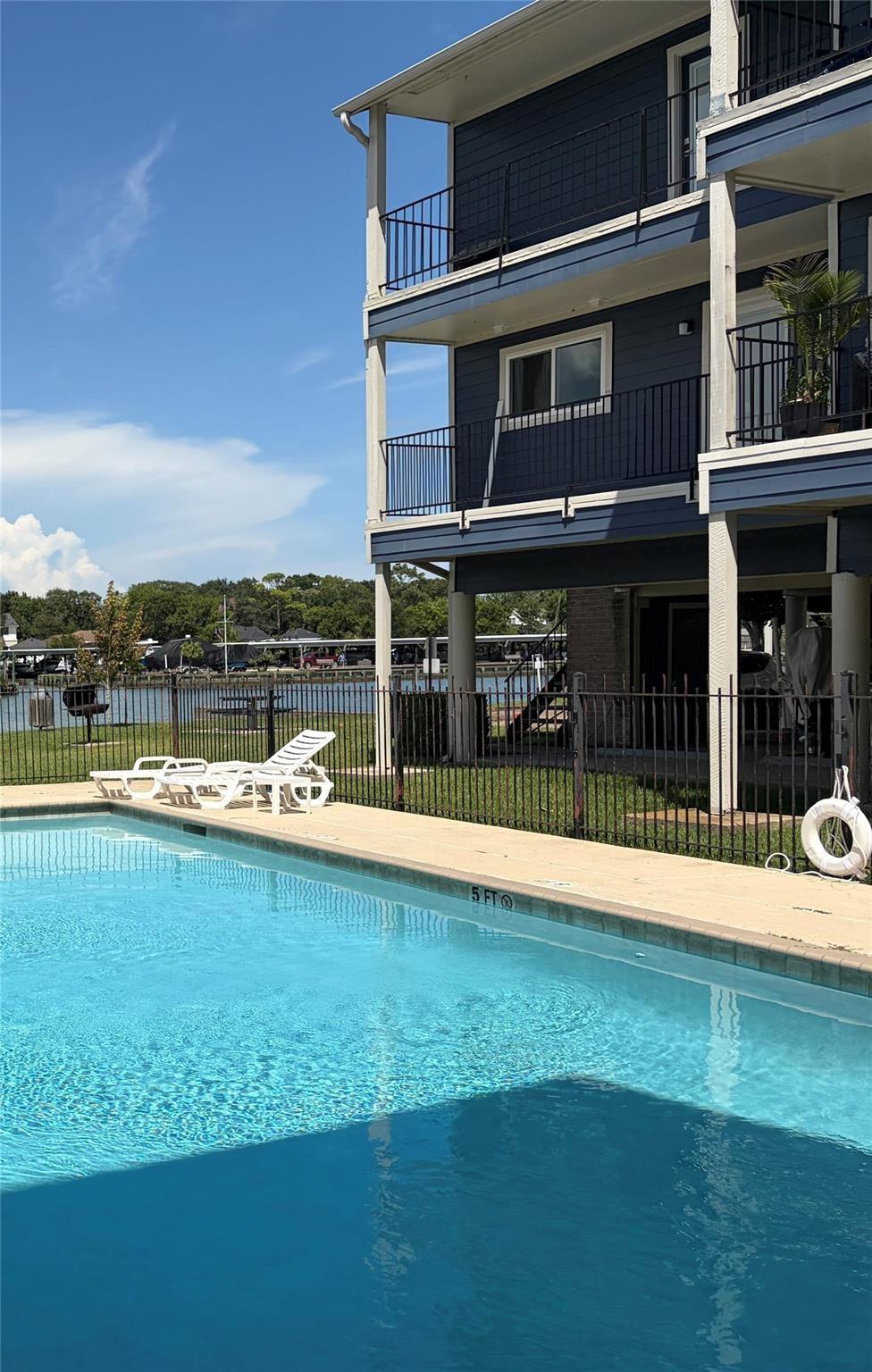 Photo of 18519 Egret Bay Boulevard BLVD #1602, Webster, TX 77058 (MLS # 84464729)