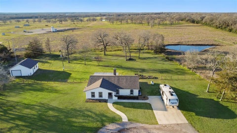 Photo of 4620 Springfield Lane, Brenham, TX 77833 (MLS # 84239413)