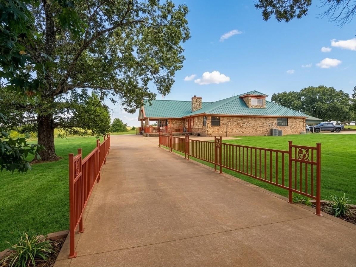 6622 County Road 360