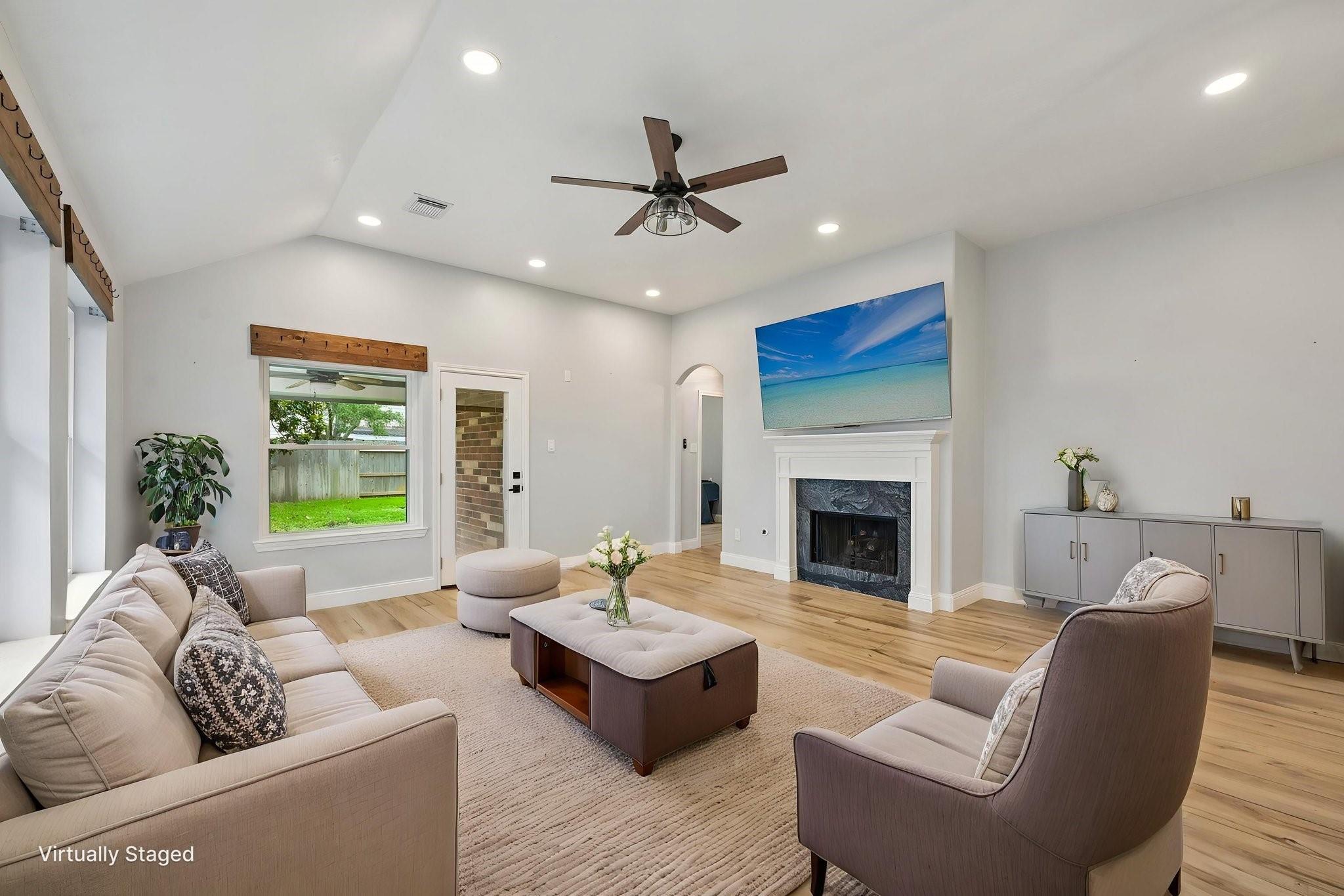 15410 Redbud Berry Way