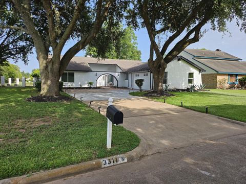 Photo of 3311 Oyster Cove Drive, Missouri City, TX 77459 (MLS # 89521833)