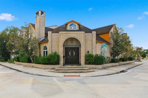 Photo of 4063 Breakwood Drive, Houston, TX 77025 (MLS # 85409986)