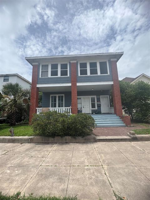 Photo of 2206 Bernardo De Galvez Avenue, Galveston, TX 77550 (MLS # 84564974)