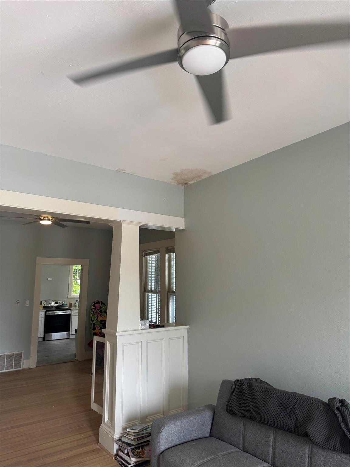 2206 Bernardo De Galvez Avenue