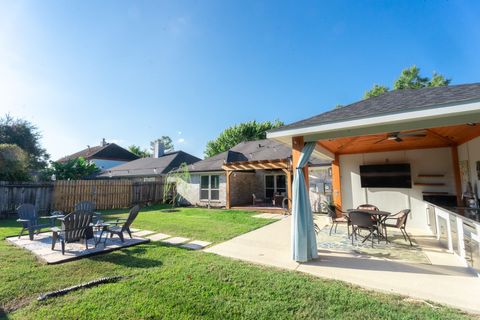 Photo of 16039 Surrey Woods Drive, Friendswood, TX 77546 (MLS # 91643739)