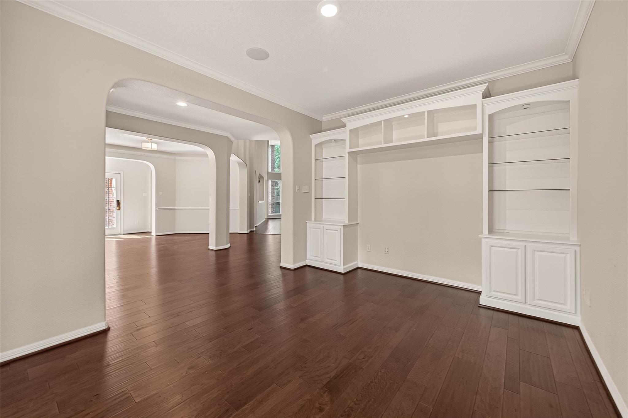 8110 Clearwater Crossing