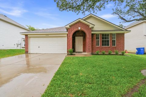 Photo of 13730 Running Bear Drive, Willis, TX 77378 (MLS # 9385550)