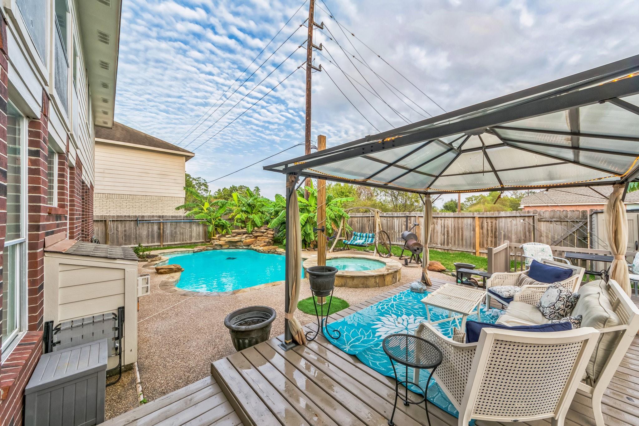 20806 Deauville Drive W