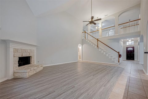Photo of 10327 Sablebrook Lane, Houston, TX 77095 (MLS # 31173383)