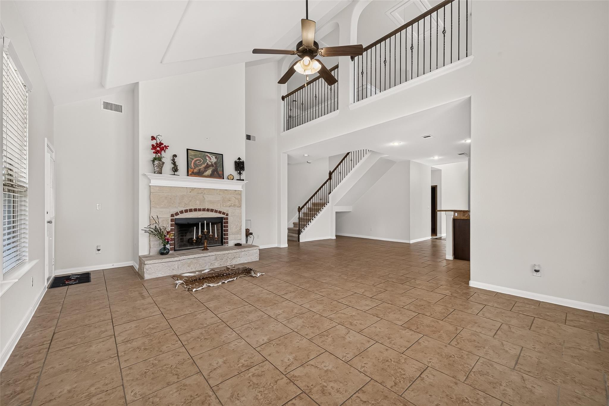 21514 Ivory Gate Lane