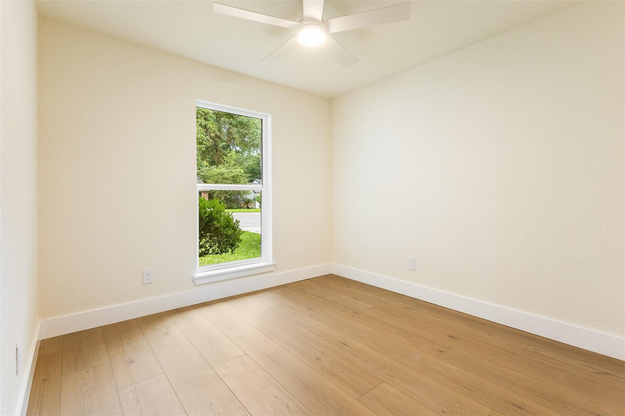 88 N Woodstock Circle Drive