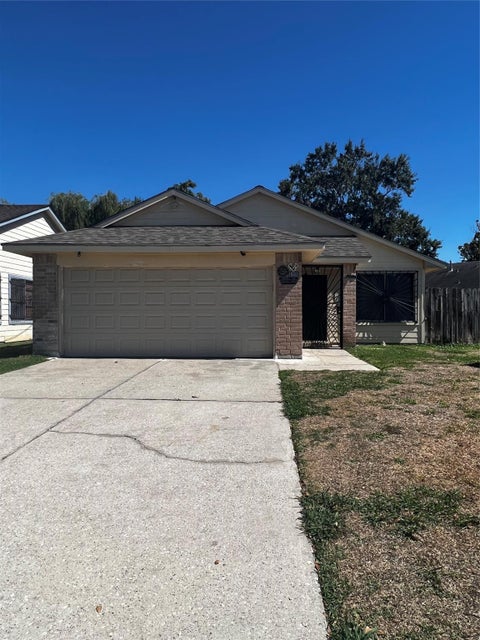 Photo of 11606 Boxhill Drive, Houston, TX 77066 (MLS # 3439671)